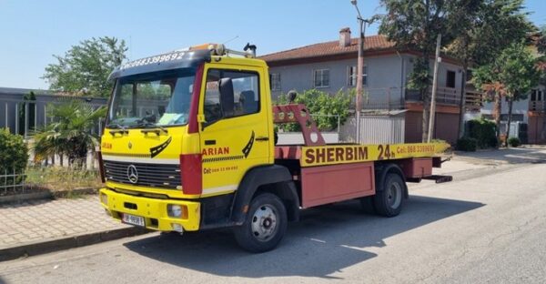 TOW TRUCK ARIANI DURRES